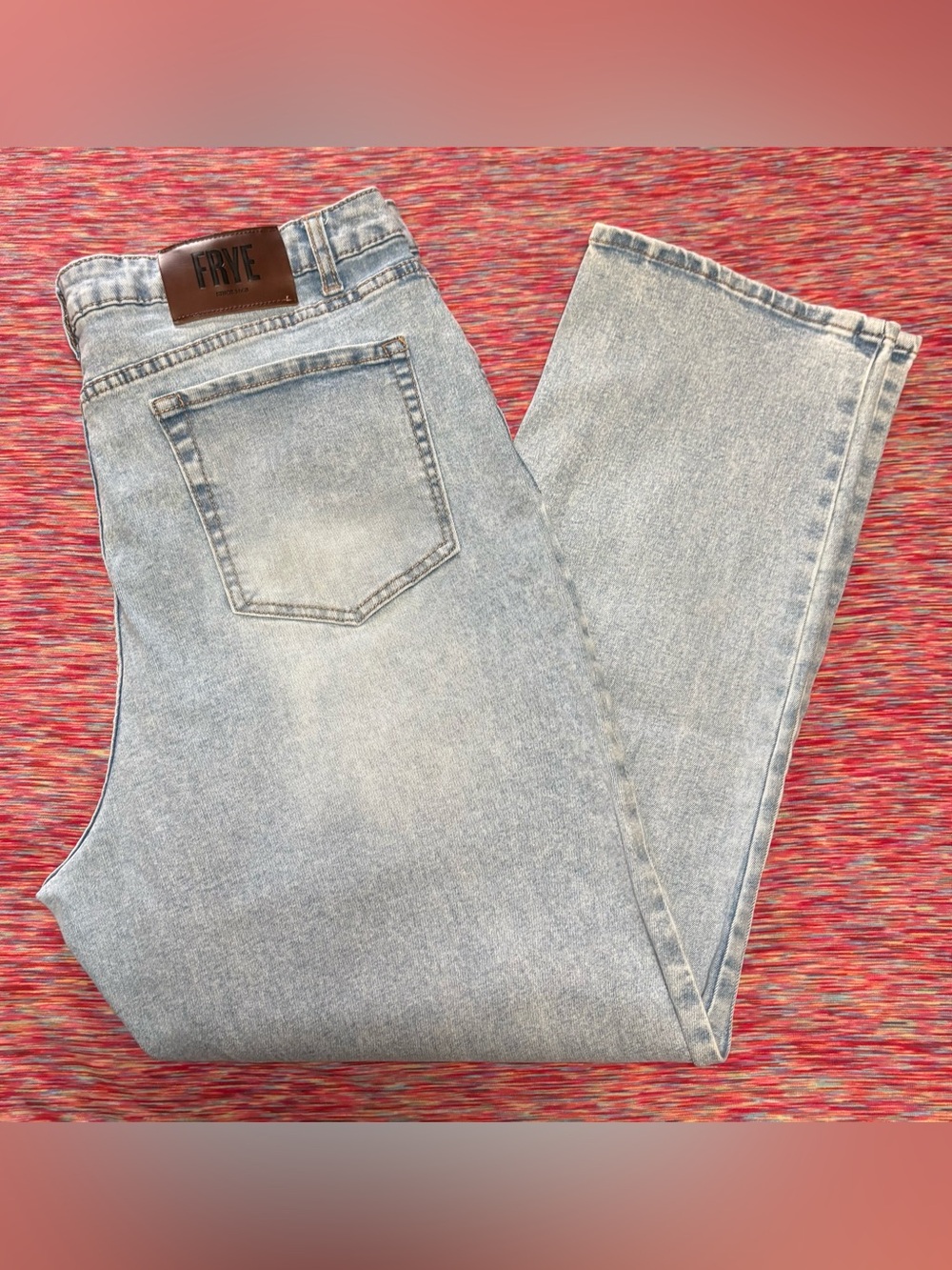 FRYE High Rise Straight Leg Light Wash Jeans Size 16/34 GUC